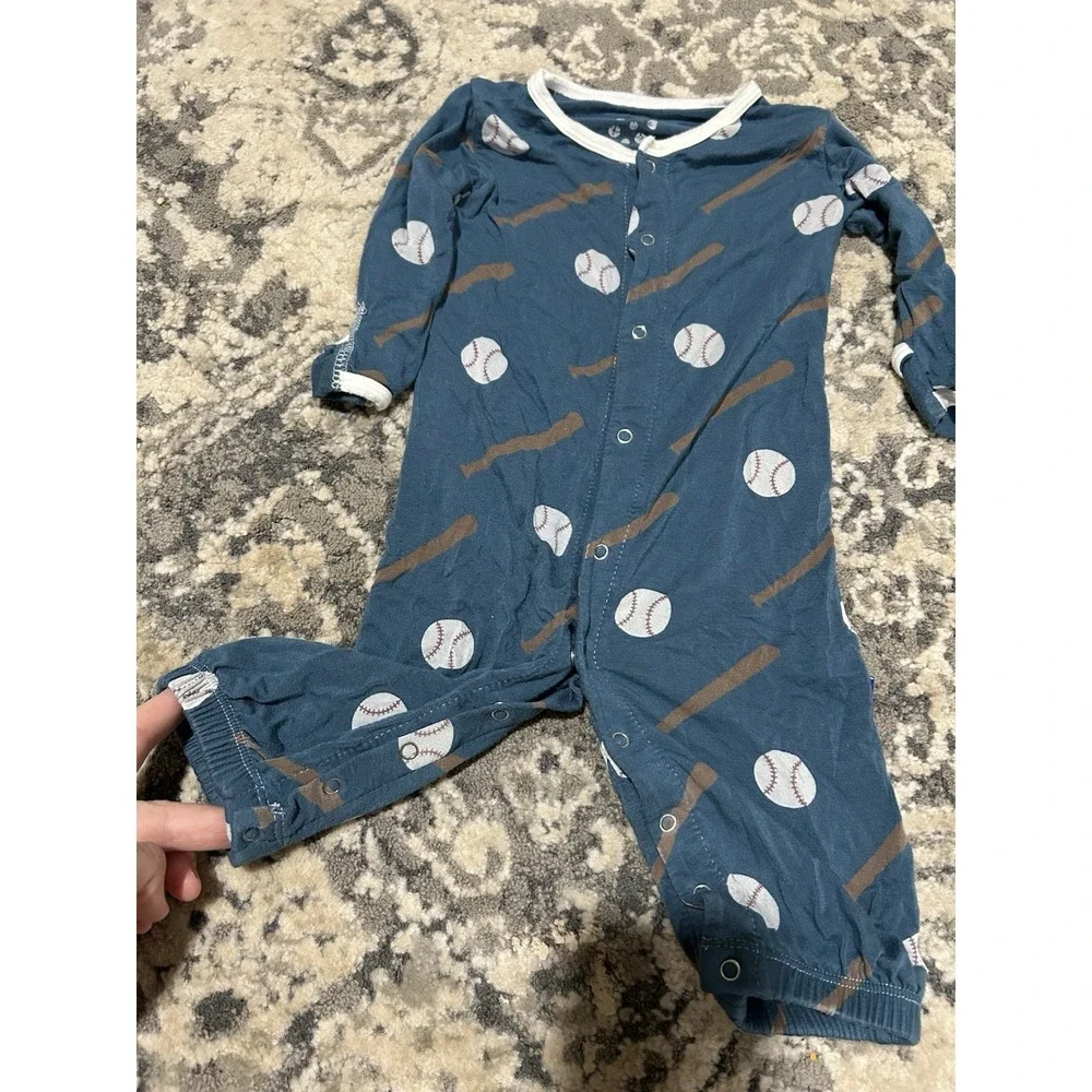 Kickee Pants Bamboo Baseball Convertible Gown/outfit Size 3-6 Months